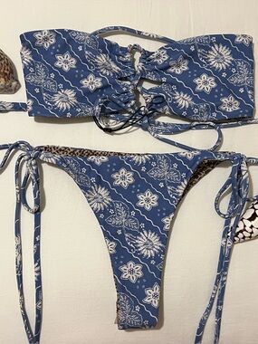 NWT Acacia Swimwear Esme Set